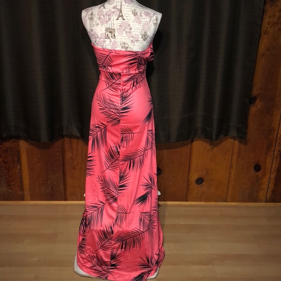 Long dress- Strapless Sz Med - Picture 2 of 3